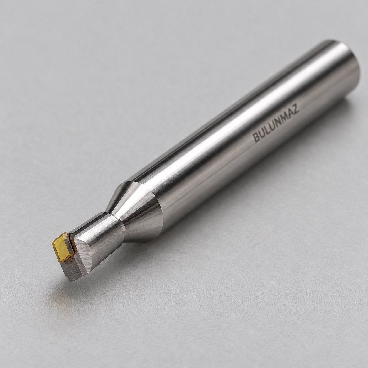 Outil de diamantage Bulunmaz en diamant monocristallin, avec la plaquette diamant brasée en bout